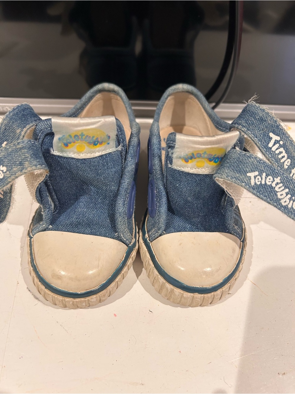 Vintage teletubbies sneakers